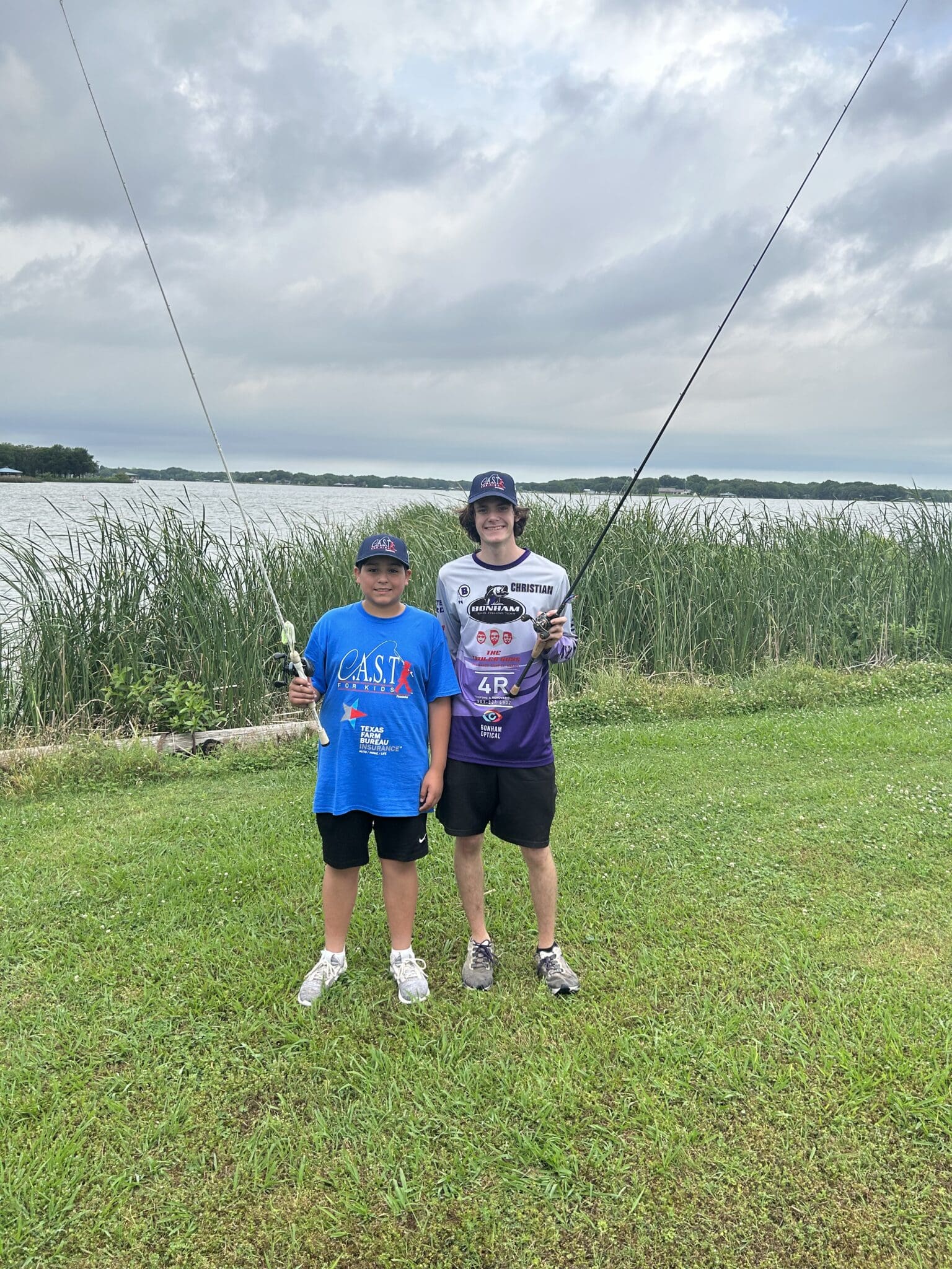 two participants at Lake Bonham Park