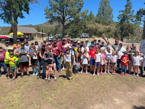 group photo at prineville reservoir